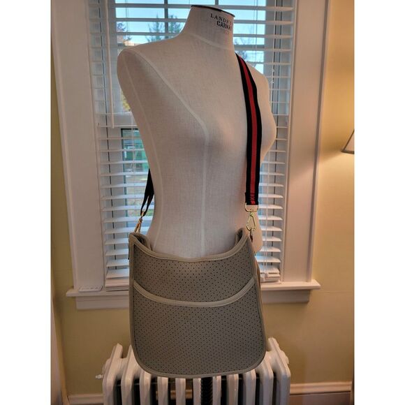 ah • dorned Neoprene Messenger Bag w/ adjustable Red & Blue Striped Guitar strap - Picture 3 of 7